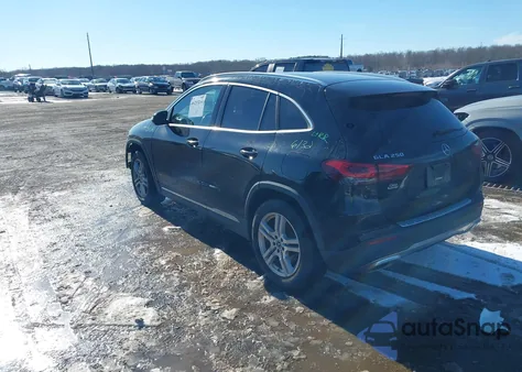 2021 Mercedes-Benz Gla 250 4Matic z USA, uszkodzony, nr VIN W1N4N4HB2MJ156856